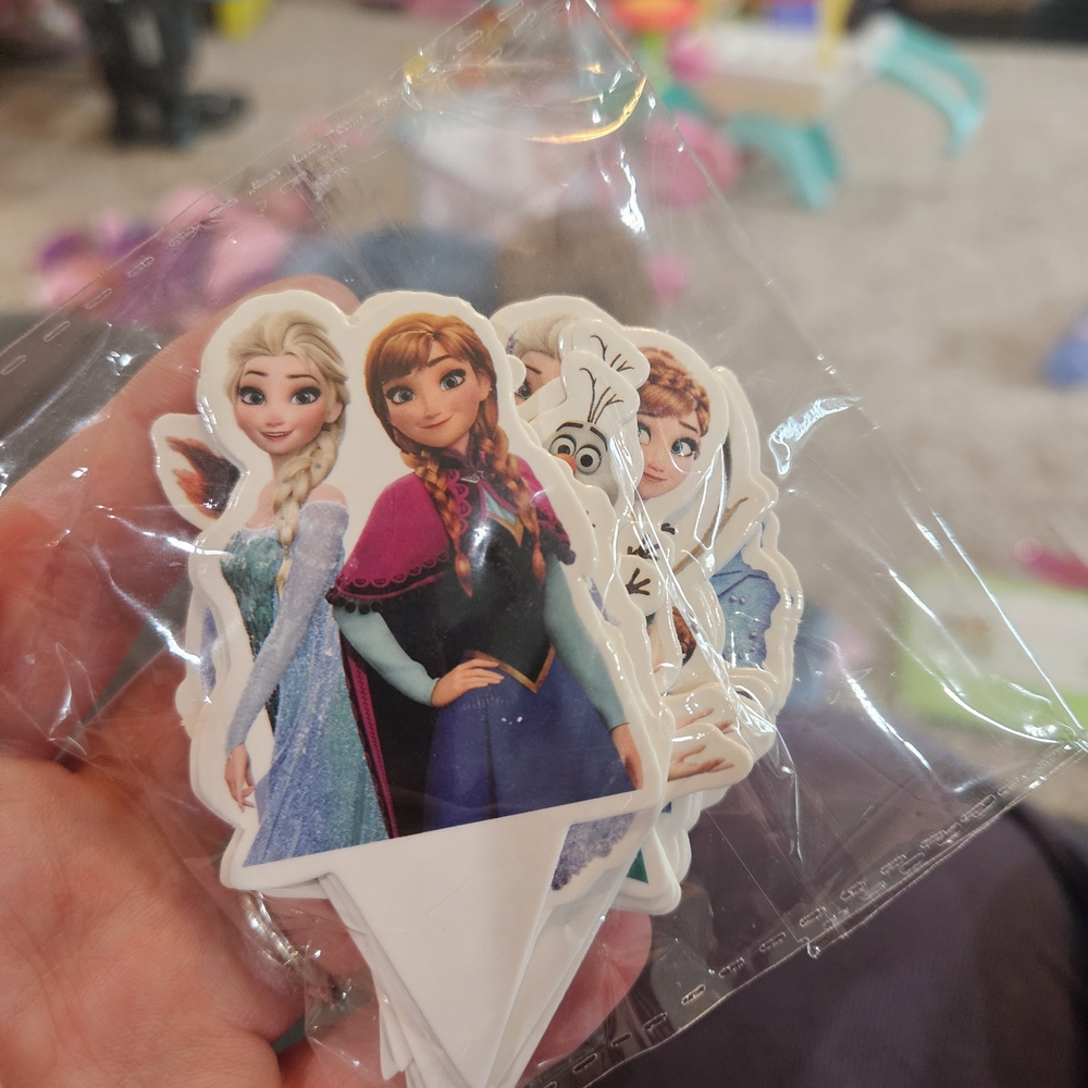 Frozen Themed Cake Toppers